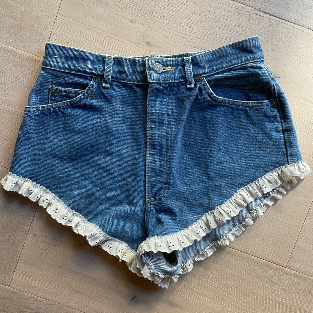 Vintage LEE jeans lace trim shorts